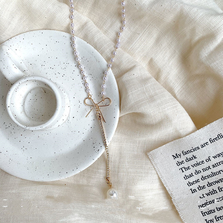 New Beautiful Niche Design Pearl Necklace Women"s Fashion