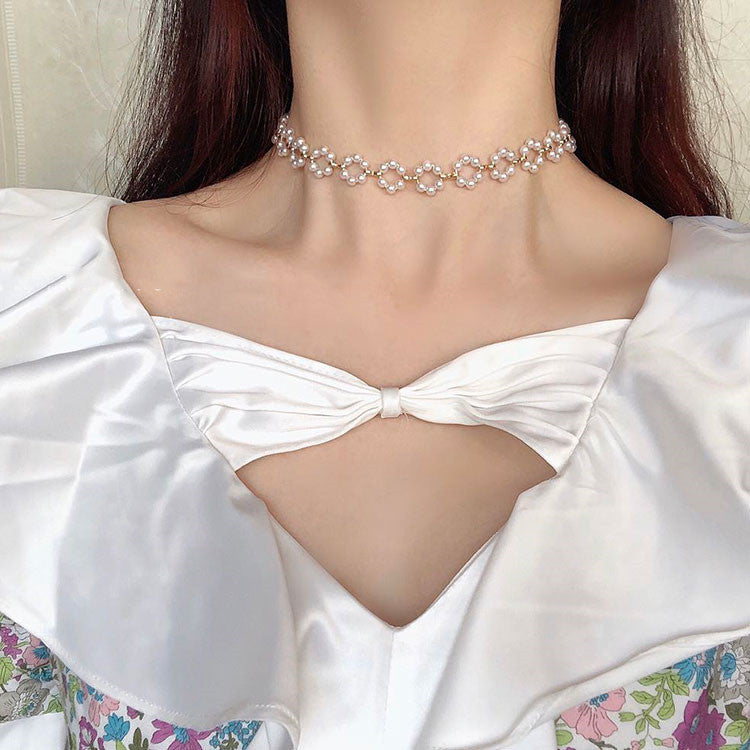 New Beautiful Niche Design Pearl Necklace Women"s Fashion