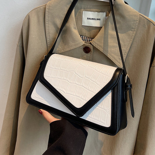 Stone Pattern Square Bag All-match One-shoulder High Sense
Premium Stone Pattern Shoulder Bag | Enchante High Quality Leather