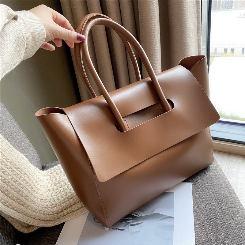 Women Shoulder Bag Large Capacity Simple Retro Handbag High Quality