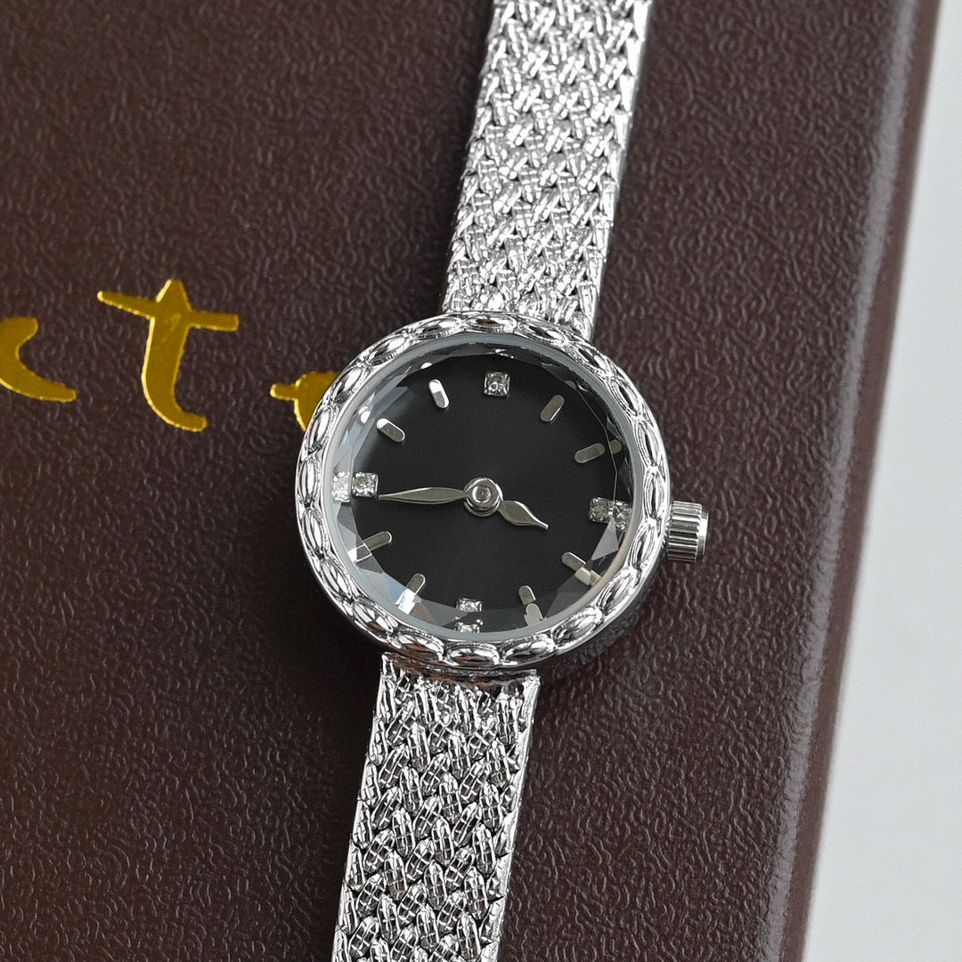 Retro Ancient Light Luxury Golden Watch for Women