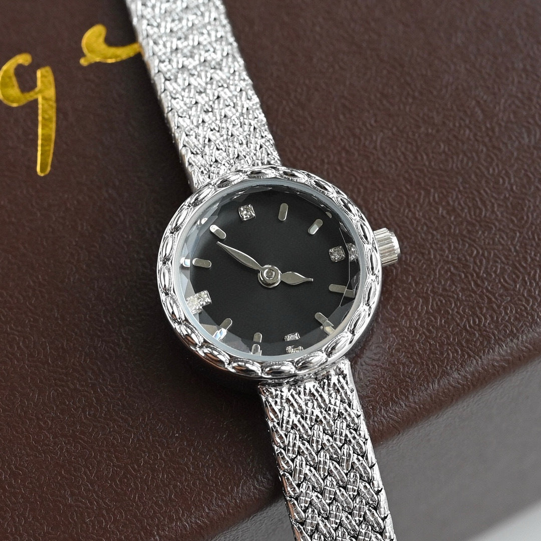 Retro Ancient Light Luxury Golden Watch for Women